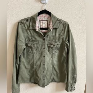 Abercrombie& Finch Woman’s Olive Khaki Button Down Floral Accent Jacket Large